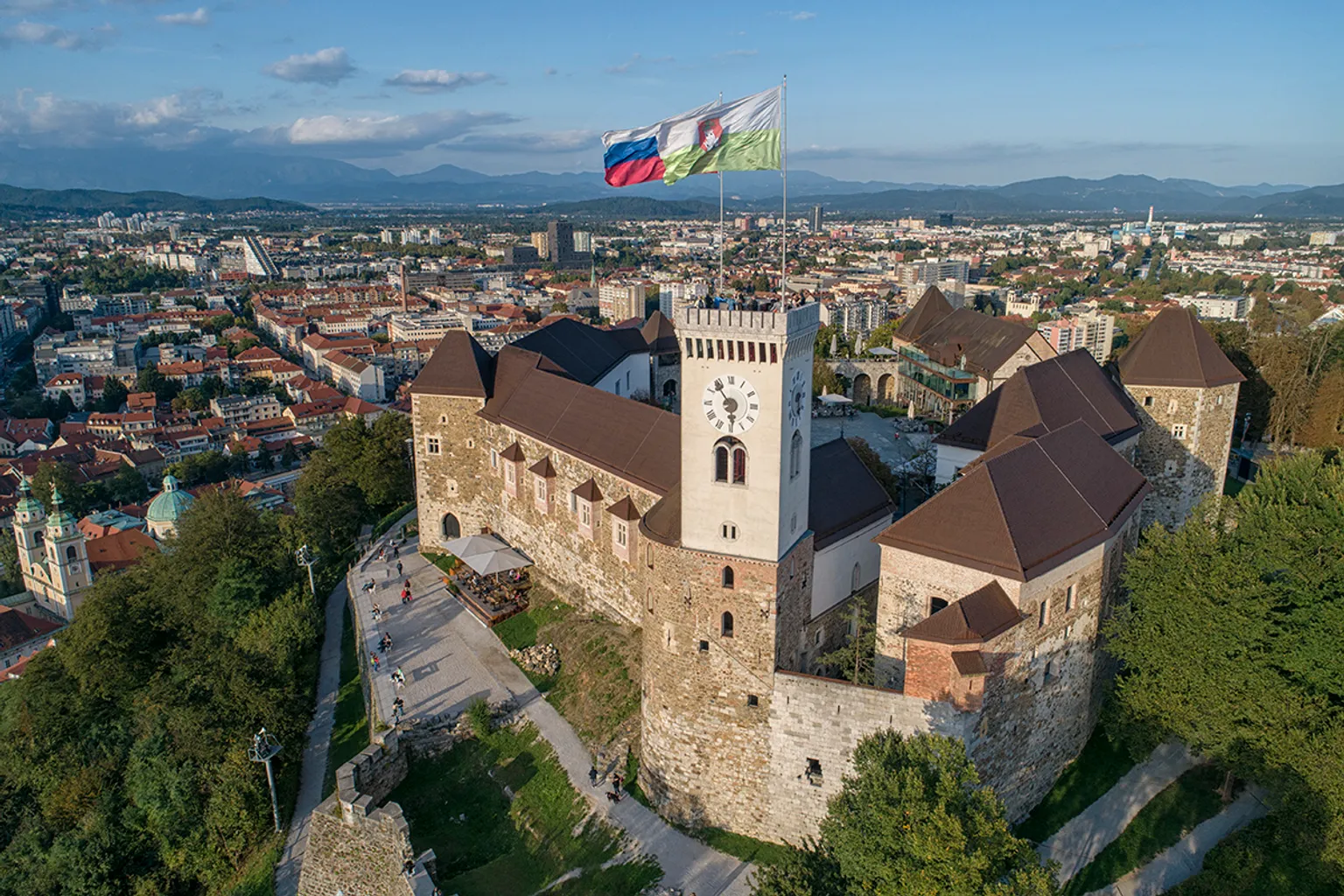 Burg Ljubljana Tickets: Die Optionen im Schnellvergleich